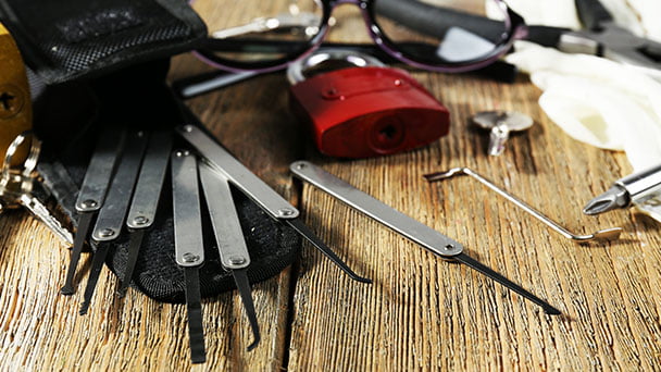 Small tools and instruments used for lock picking.